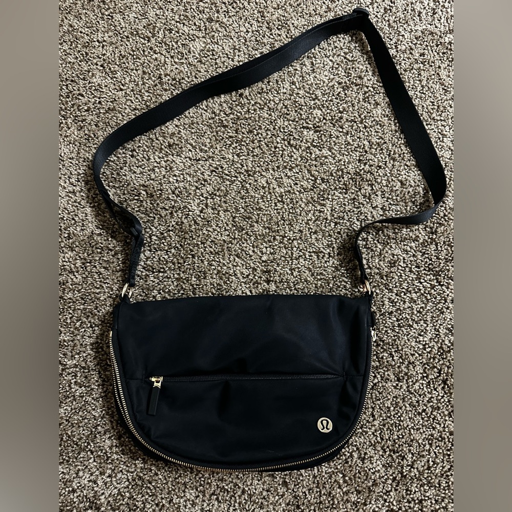 Lululemon All Night Festival Bag 5L Black/Gold